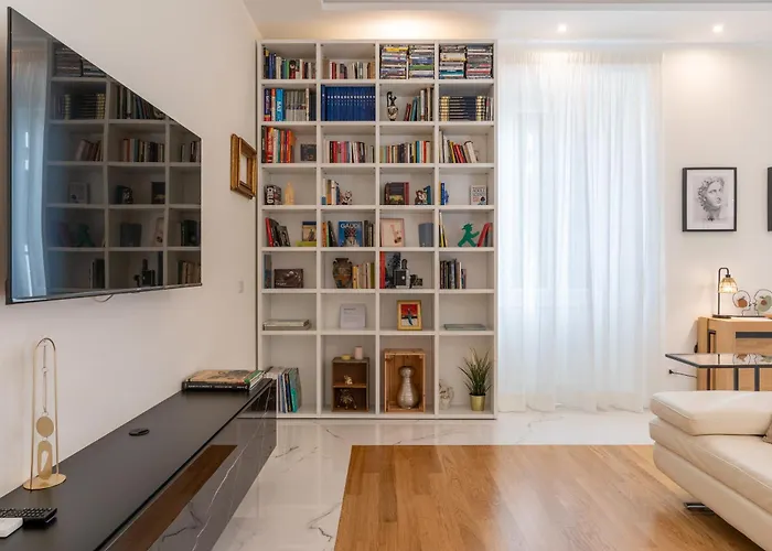 Elegante Presso Vaticano *